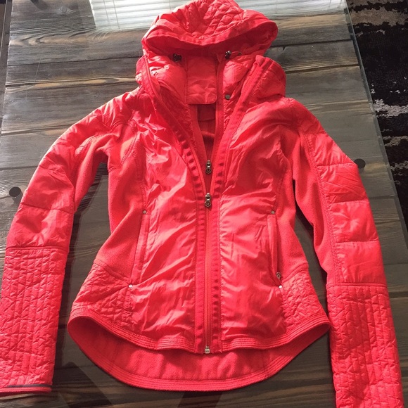 lululemon athletica Jackets & Blazers - Lululemon 🍋 jacket red